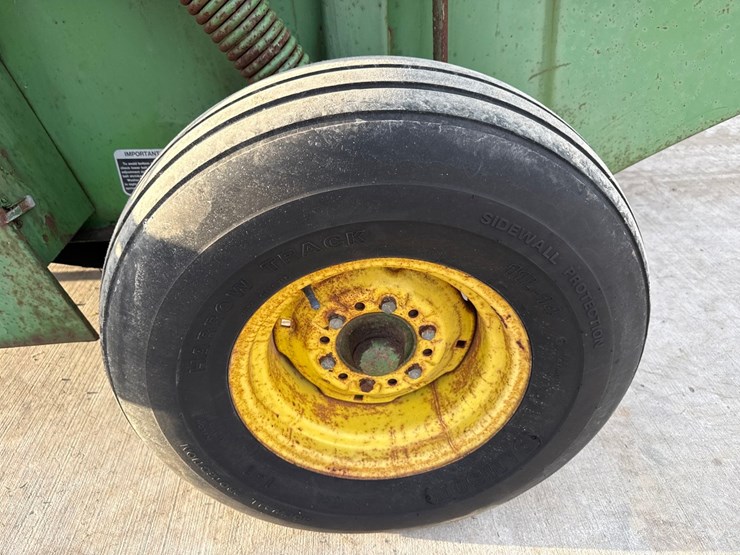 john-deere-510-image-27