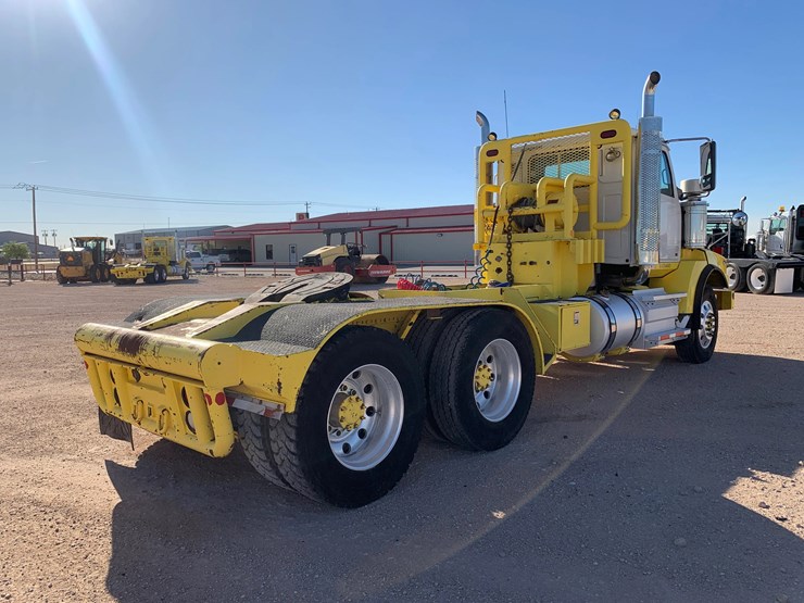 2012-western-star-4900-image-3