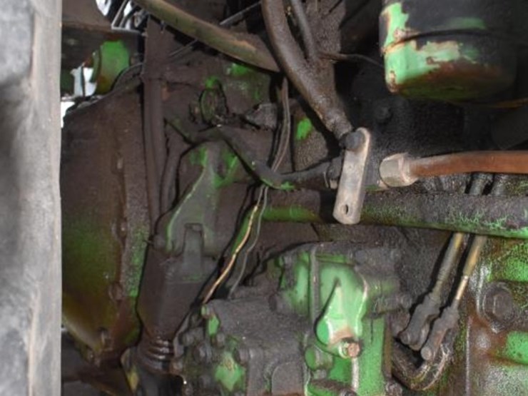 john-deere-4840-image-22