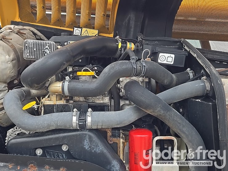 2017-jcb-510-56-image-52
