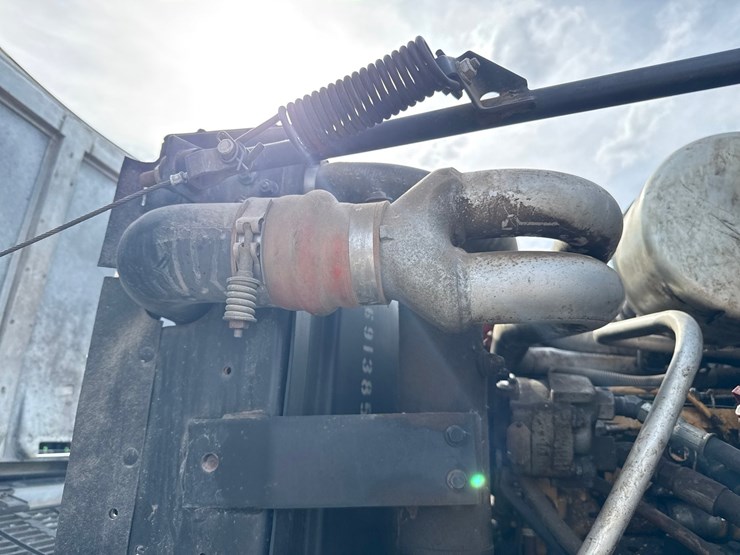 gmc-topkick-c8500-image-17