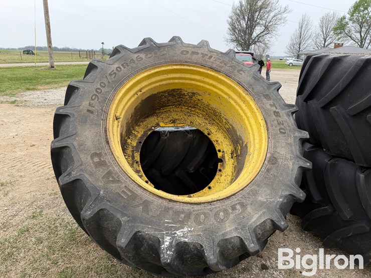 john-deere-r4045-image-13