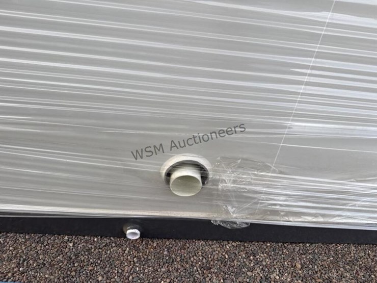 mobile-toilet-unit-image-3