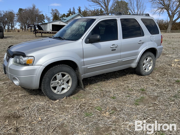 2006-ford-escape-image-1