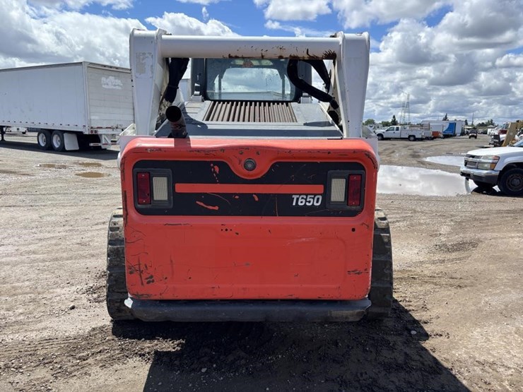 2018-bobcat-t650-image-8