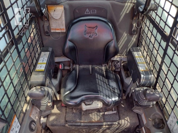 2017-bobcat-t595-image-12
