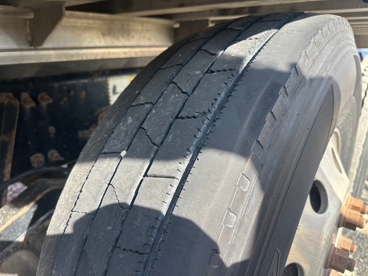 2019-massey-ferguson-8-image-89