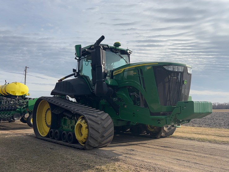 2023-john-deere-9rt-570-image-3