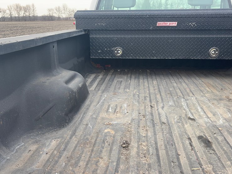 2014-ford-f250-xl-image-9