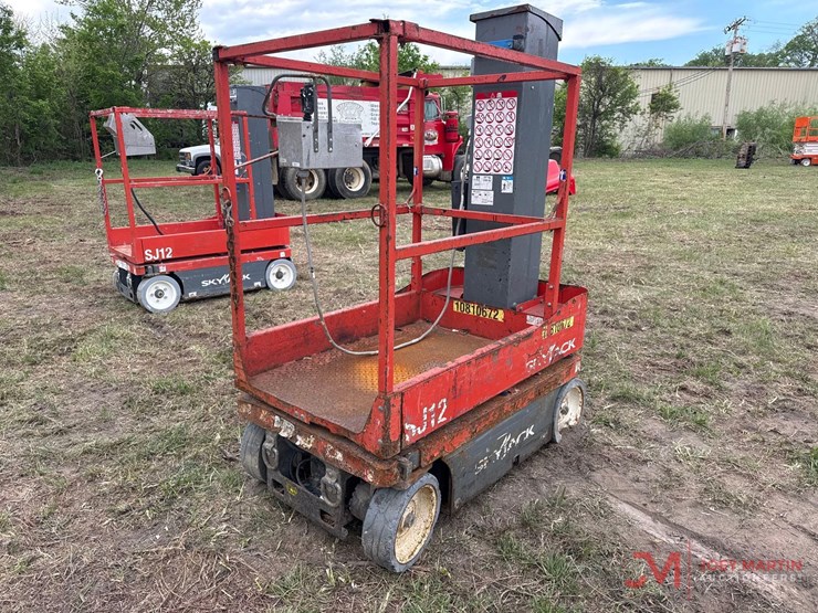 2018-skyjack-sj12-image-2