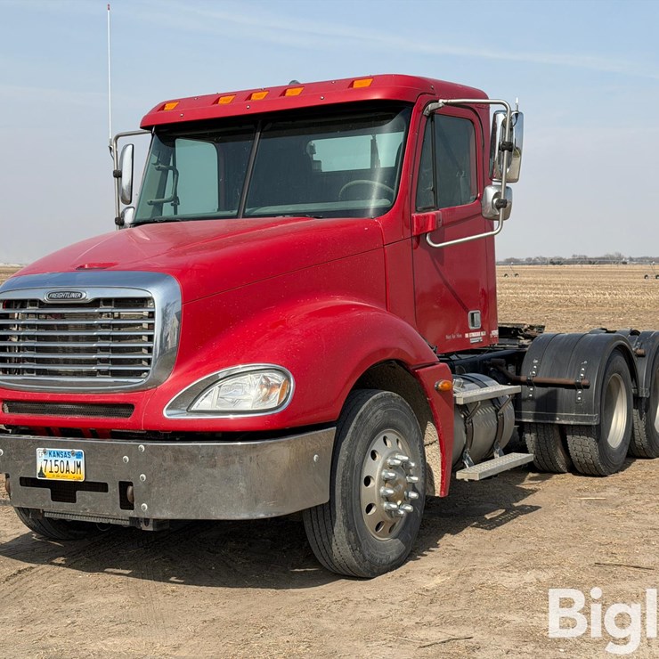 2006 FREIGHTLINER COLUMBIA 120