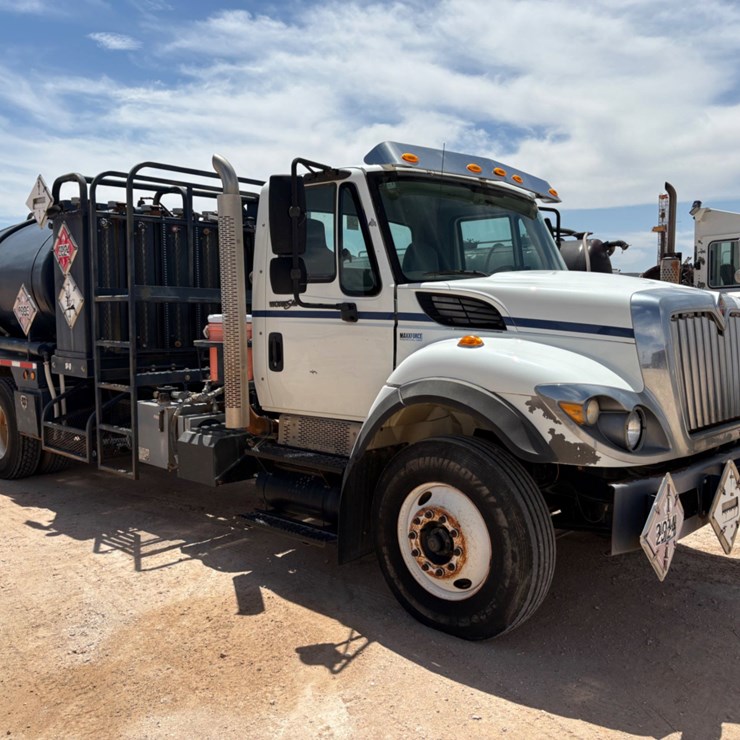 2013 INTERNATIONAL WORKSTAR 7400