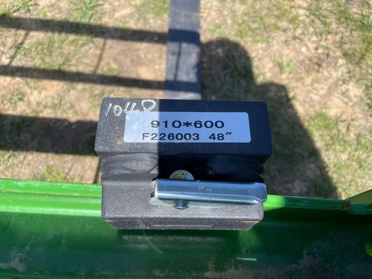 kivel-loader-mt-pallet-forks-image-3