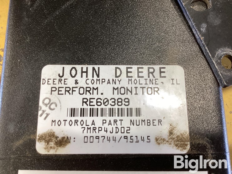 john-deere-7000-image-10