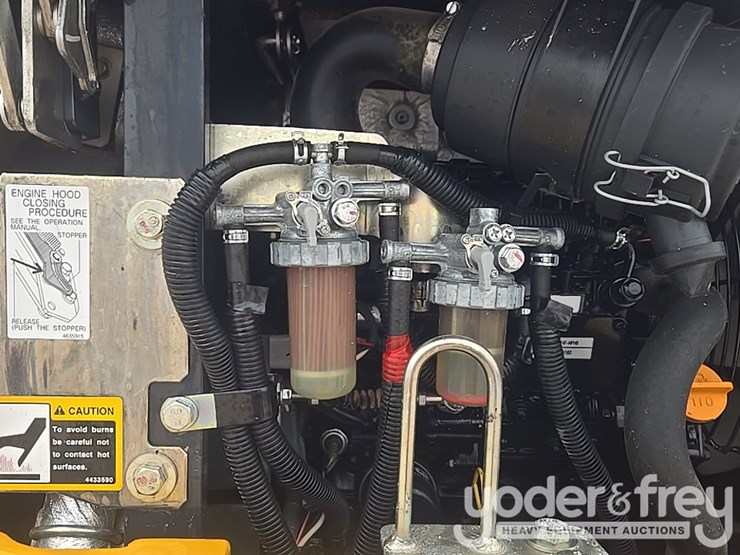 2022-deere-17g-image-39