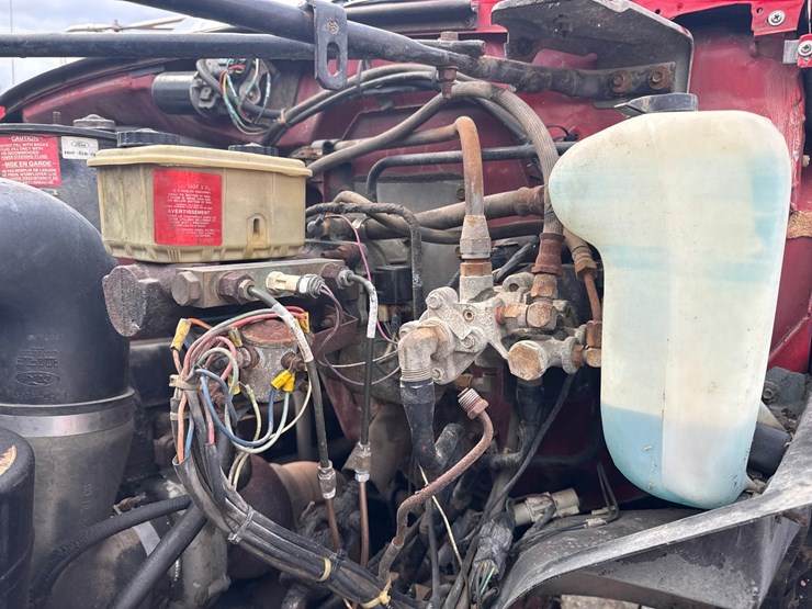 1989-ford-f800-image-13