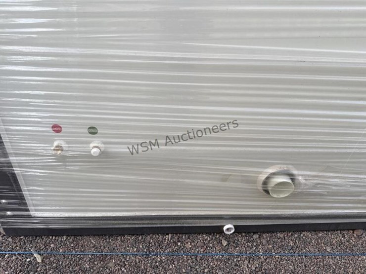 mobile-toilet-unit-image-3