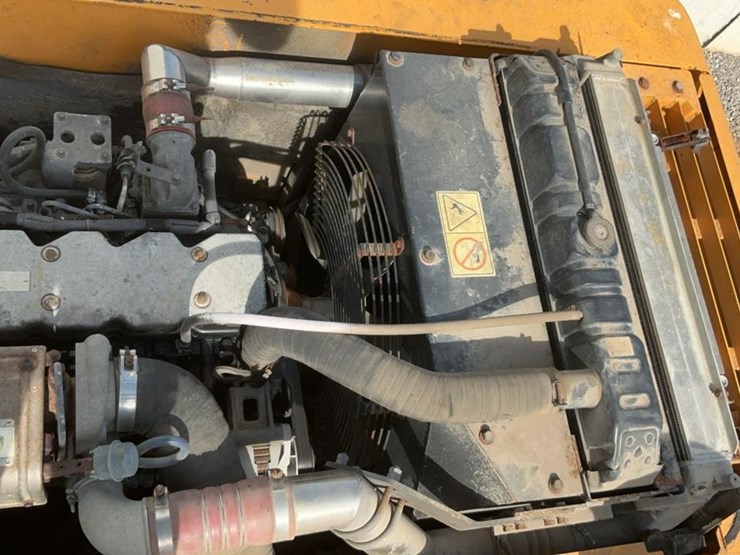 2012-hyundai-robex-290-lc-7a-image-21