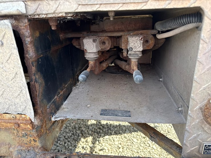 international-4400-sba-image-37