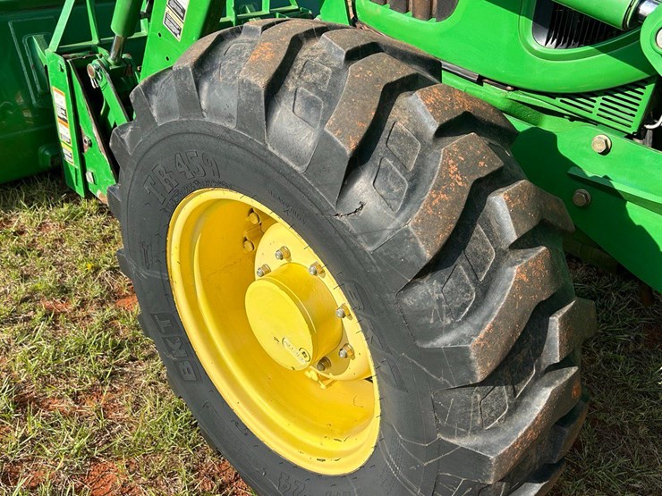 2010-john-deere-6115d-image-14