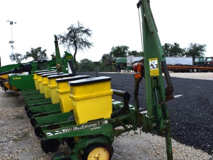 john-deere-2-image-2