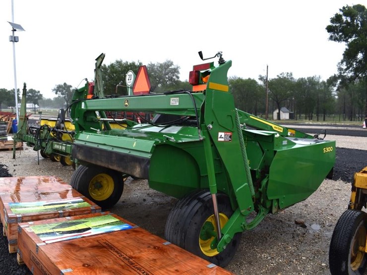 john-deere-s300-image-8