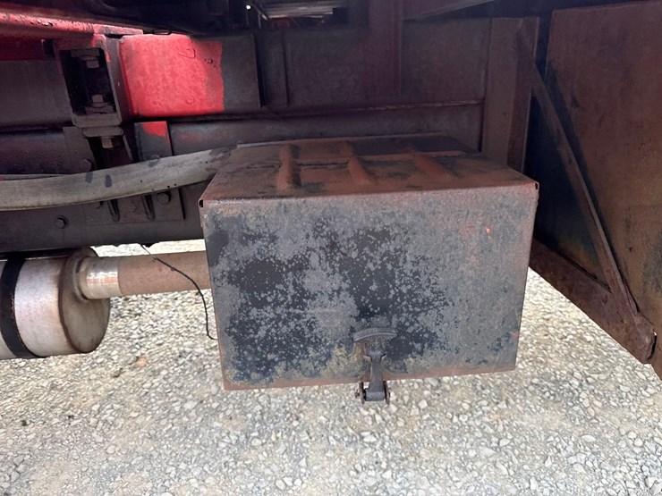 1989-ford-f800-image-25