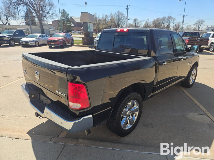 2017-ram-1500-big-horn-image-5