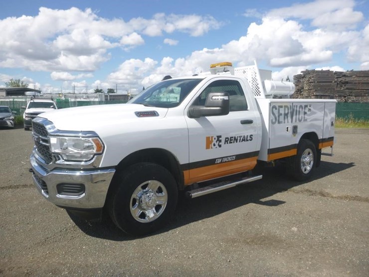 2024-dodge-2500-image-1