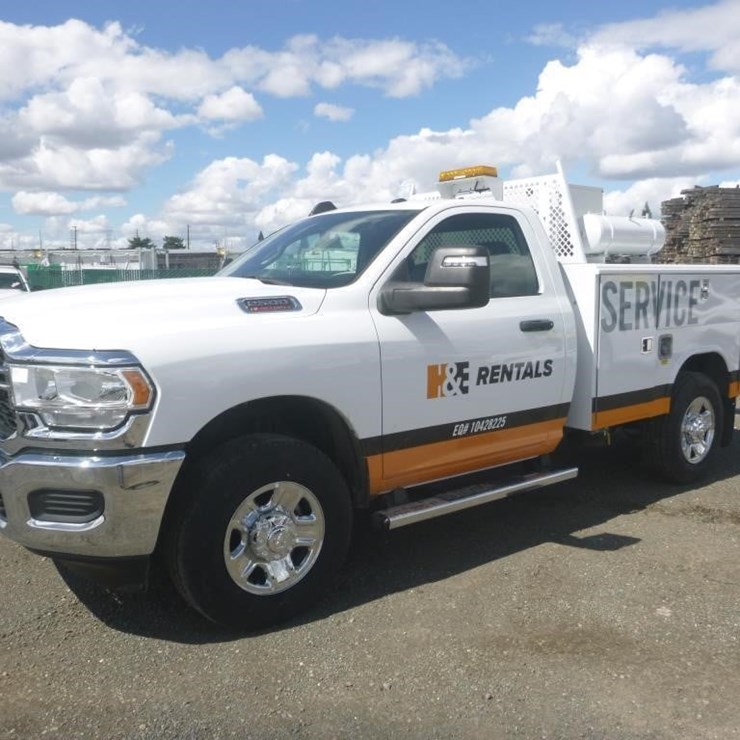 2024 DODGE 2500
