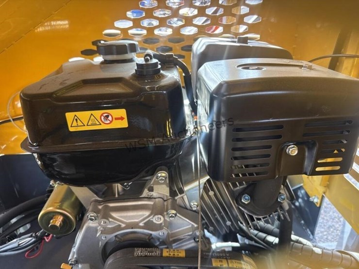 2026-sdl-1000-vibratory-roller-image-12