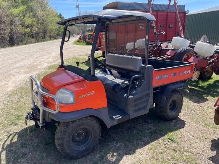 kubota-rtv900-image-1