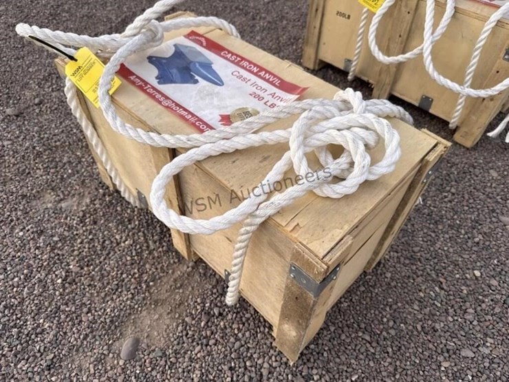 great-bear-200lbs-cast-iron-anvil-image-5