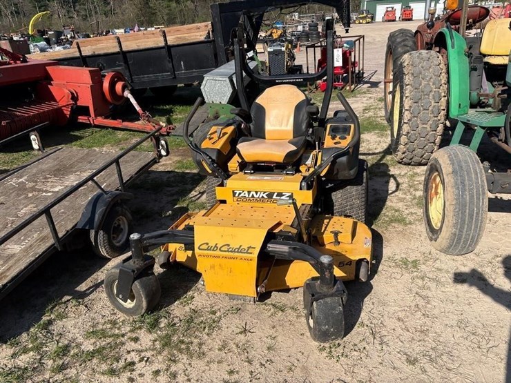 cub-cadet-tank-lz-zero-turn-mower-image-3