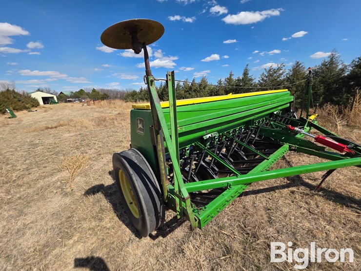 john-deere-8200-image-9