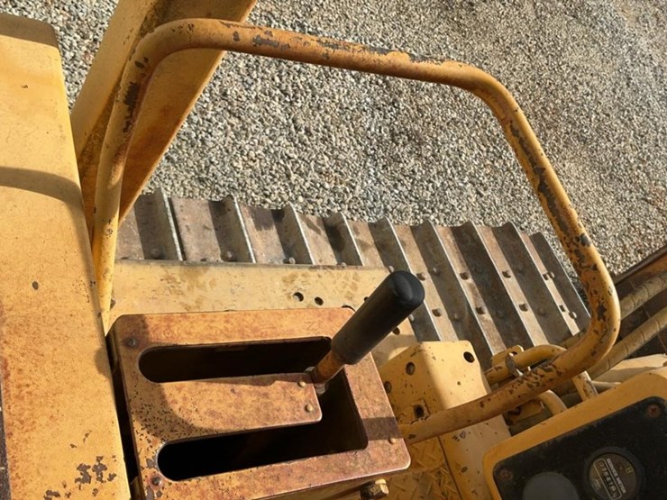 1994-komatsu-d58e-image-26