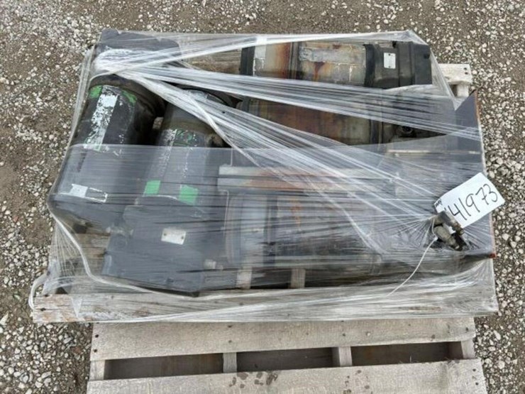 qty-of-groeneveld-auto-greasers-image-1