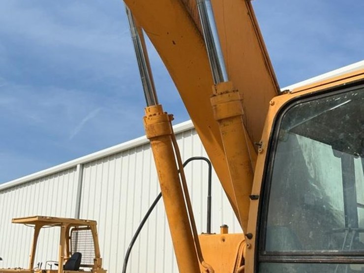 2012-hyundai-robex-290-lc-7a-image-32