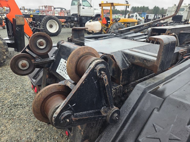 1995-peterbilt-357-image-31