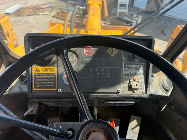 deere-544e-image-33