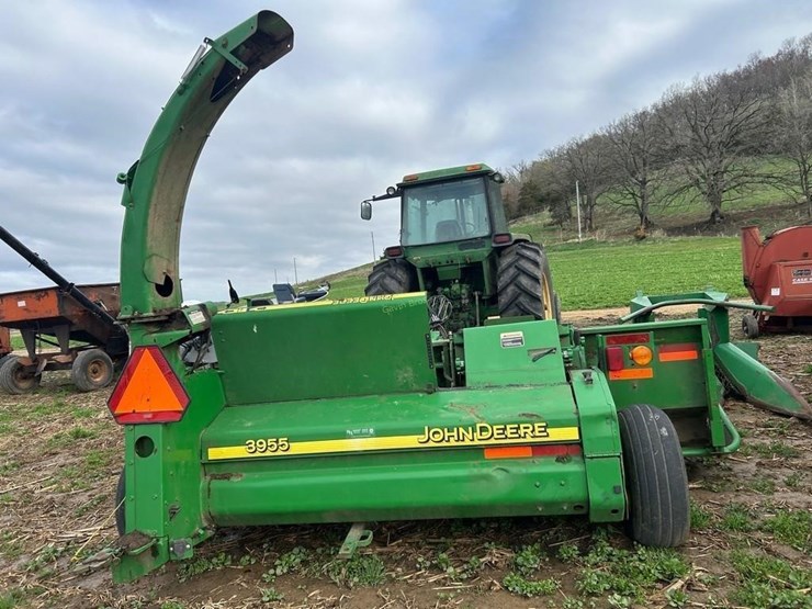 john-deere-3955-image-4