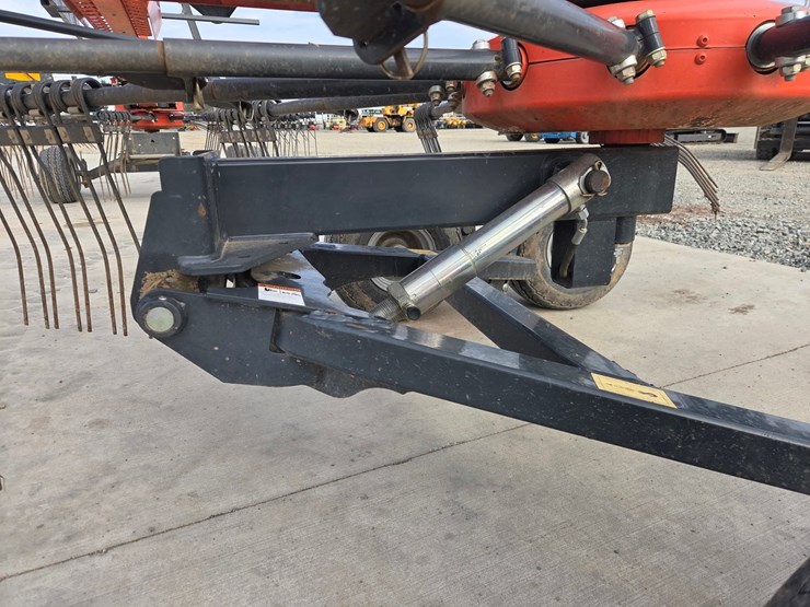 2015-kubota-ra2071t-evo-image-18