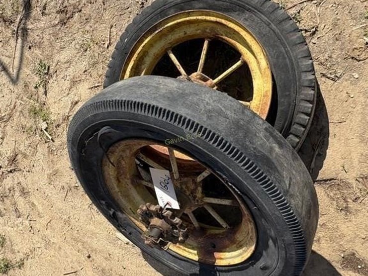 deere-tires-image-1