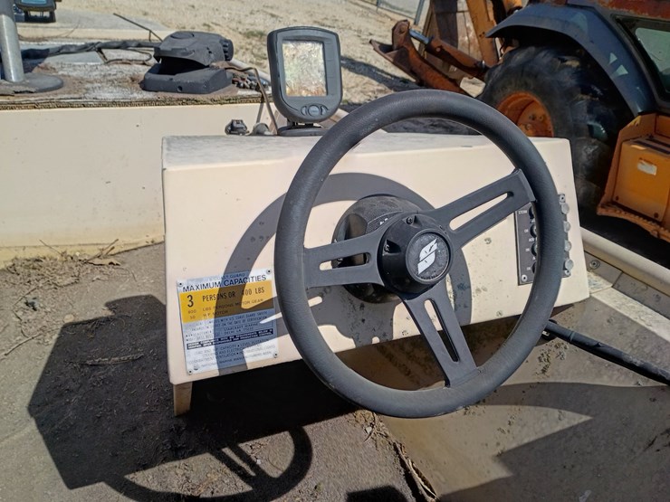 #23725-•-1986-star-bass-boat-and-trailer-image-22