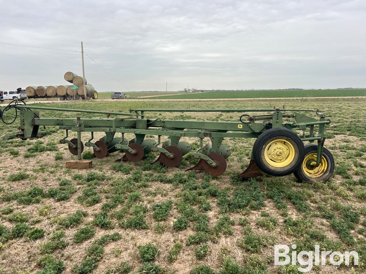 john-deere-f1350-image-11