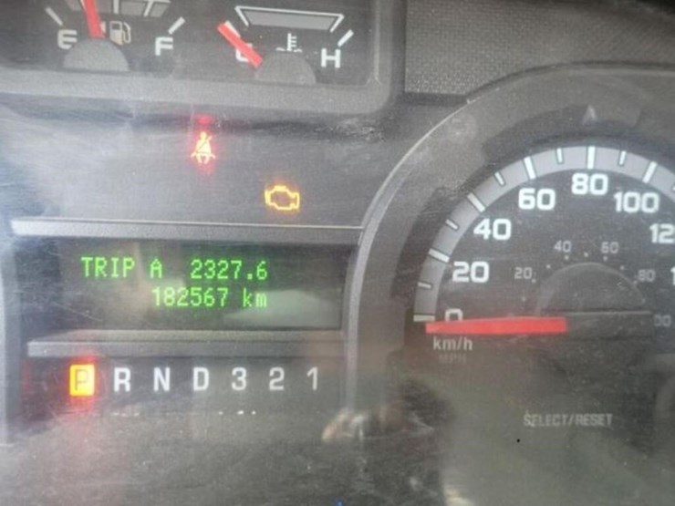 2009-ford-e450-image-12