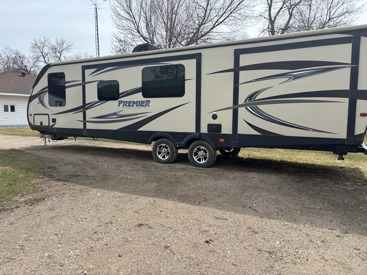 2016-keystone-camper-image-5