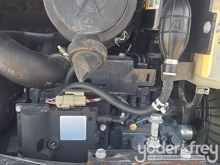 2021-bobcat-e35-image-48