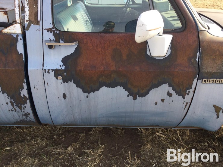 1985-chevrolet-custom-deluxe-image-17