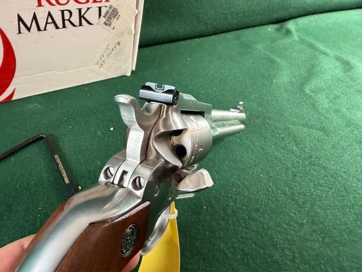 ruger-new-model-single-six-22cal-revolver-image-11